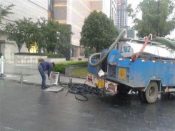 锦江区清洗管网管道疏通（成都鸿锦管道清理工程有限公司）